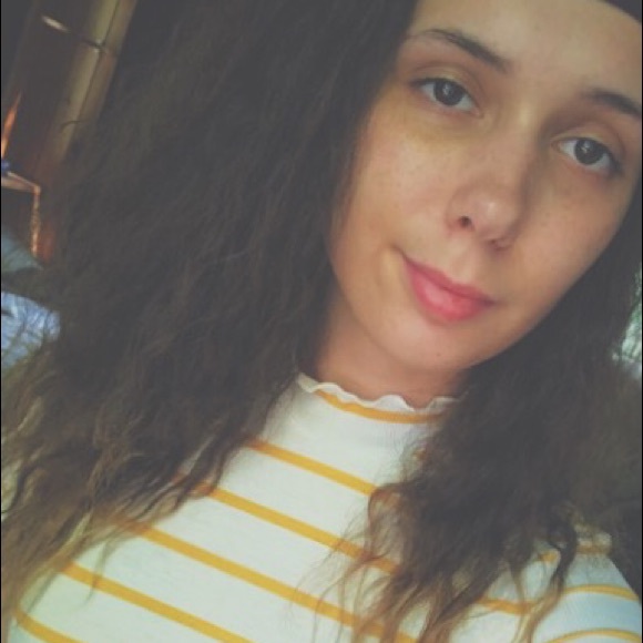 Meet your Posher, Chris - Picture 2 of 2